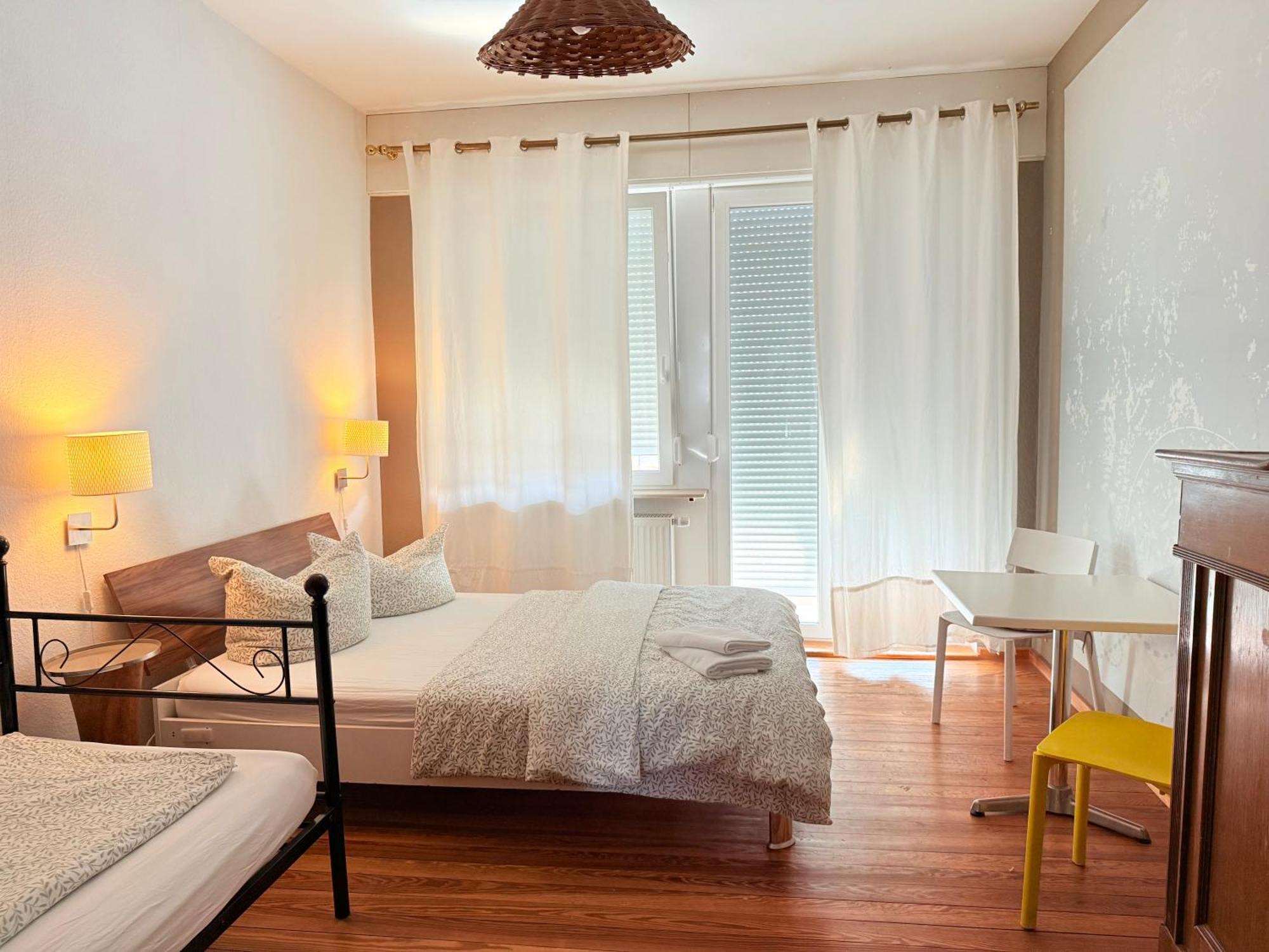 Bkarlsruhe.de 3* Karlsruhe